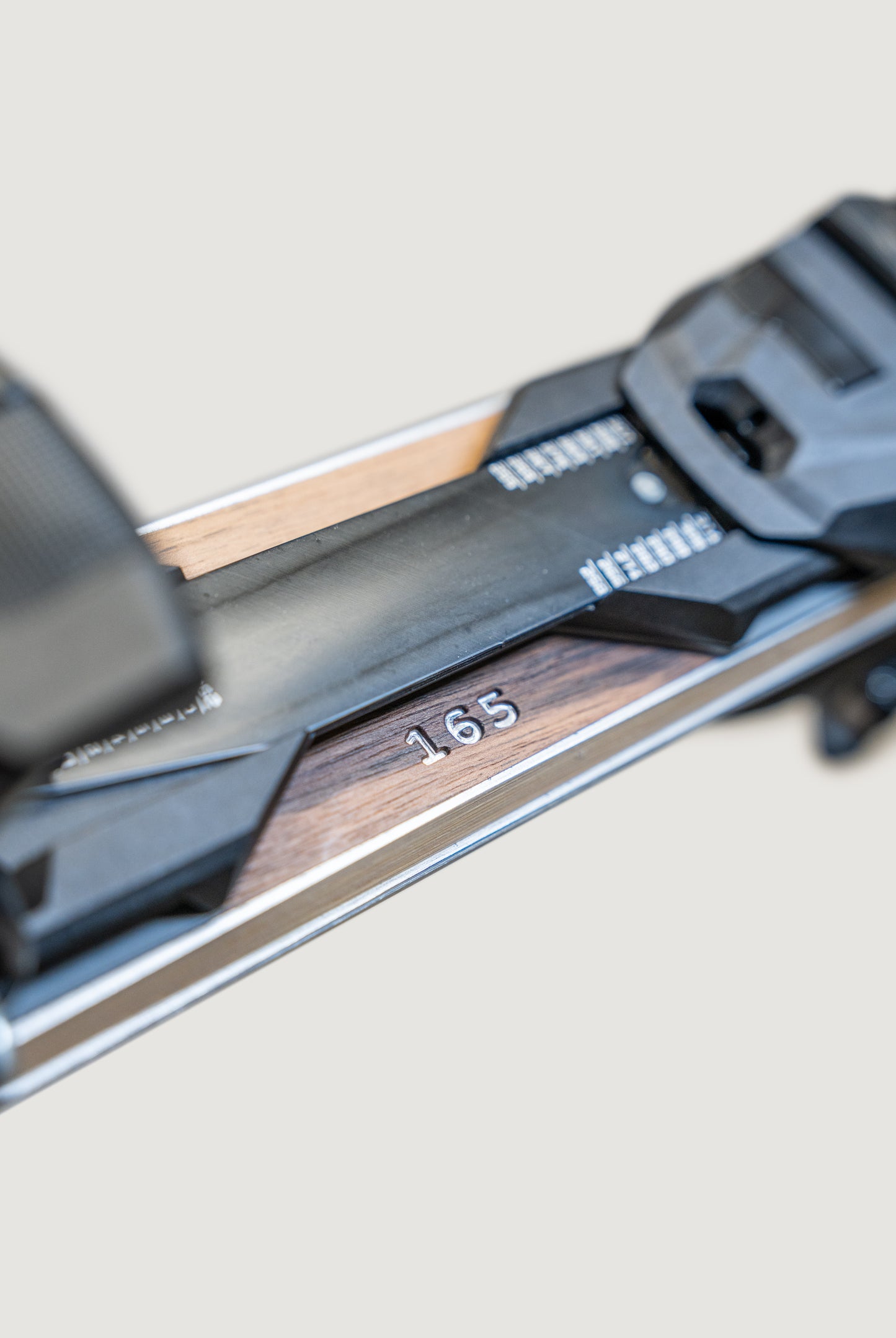 Slalom Carver Nussbaum 165 (5er-Serie)